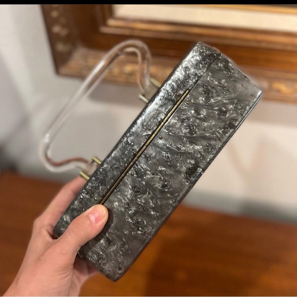 vintage box purse in gunmetal gray lucite - Picture 7 of 8